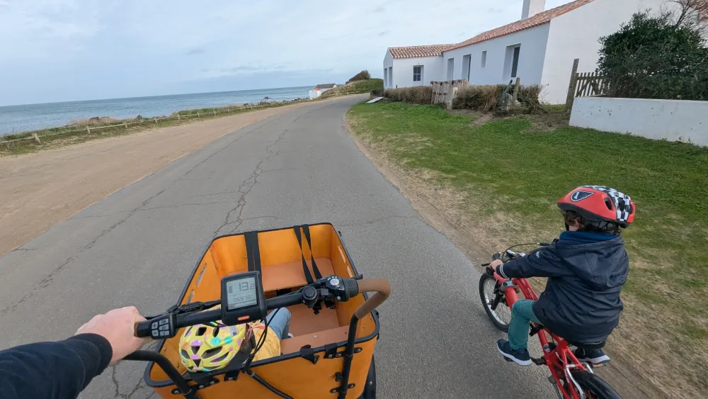 balade famille cargo ile dyeu